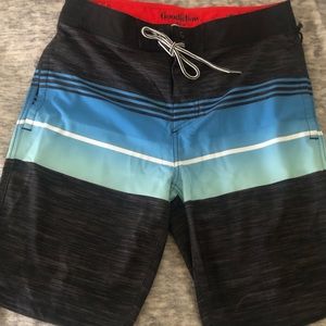 Men’s board shorts. Blue red white. Washed not worn 30waist Goodfellow
